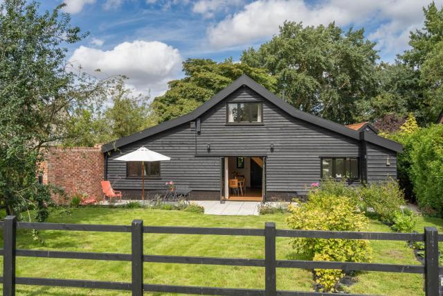 Contemporary Barn Waveney Valley