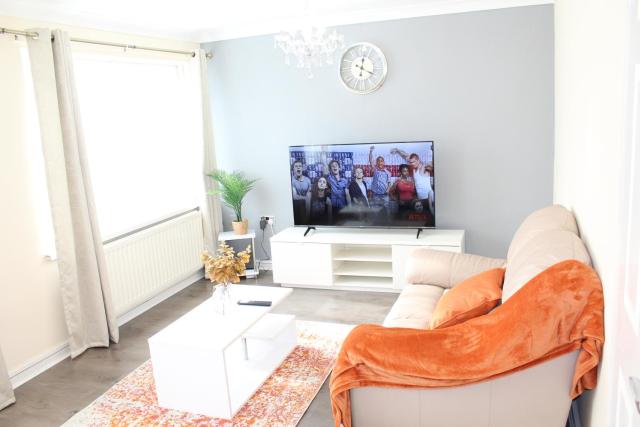 Exquisite Stays Free parking, fast WiFi, close to city centre