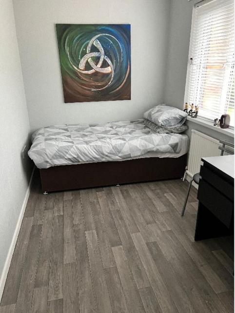 Macs Belfast Single bedroom