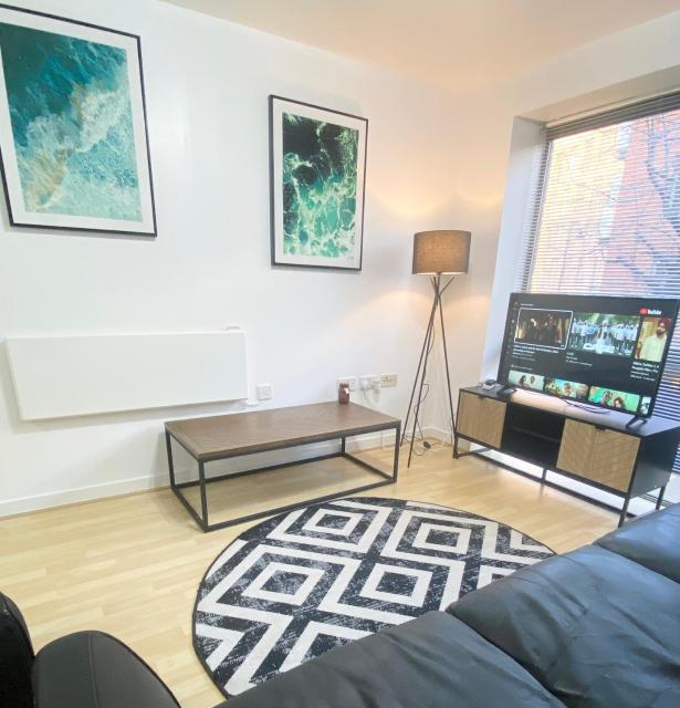 Manhattan* Peaceful city centre, 2 bedroom 2 bathroom apartment