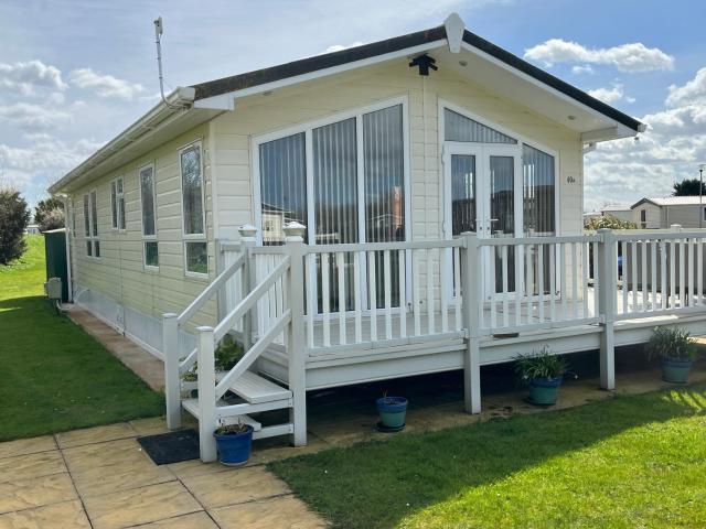 40A Oak Village- 2 Bedroom Lodge on Grange Leisure Park