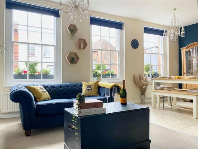 The Silver Fern Apartment in the heart of Marlow