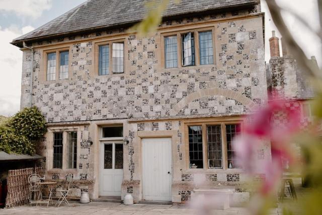 The Courtyard at Manor Estate near Stonehenge