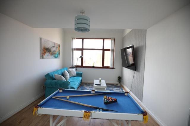 Luxury Duplex Apartment x Games Room