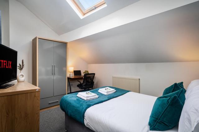 Private En-suite Room - Shared Living space & Kitchen - Wakefield - Central