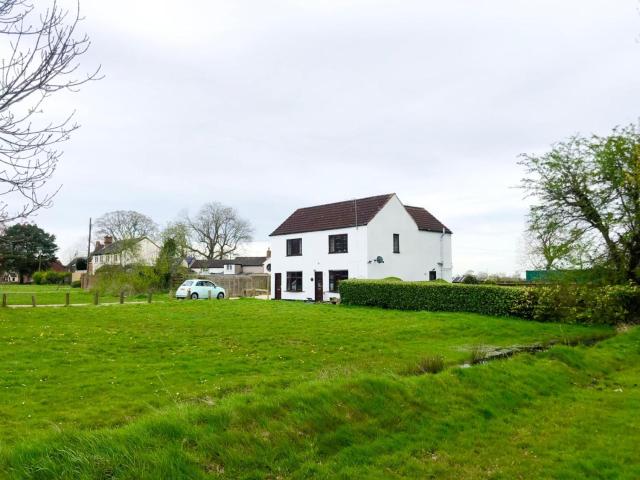 Nice cottage in the countryside