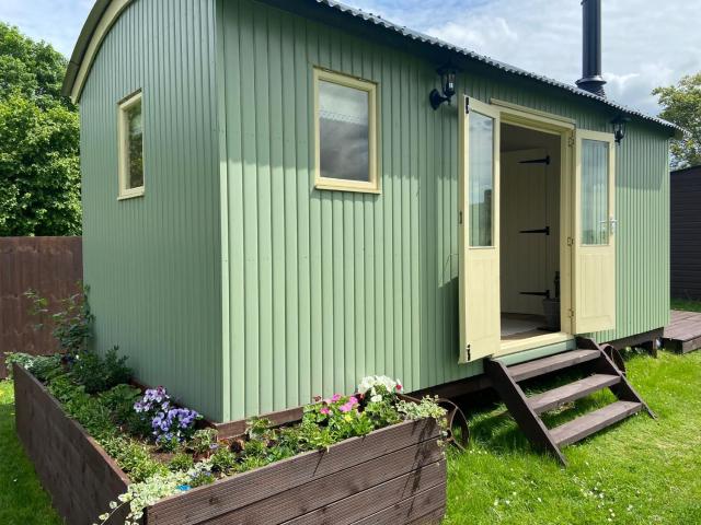 Willow Shepherd Hut