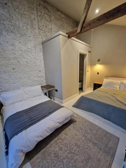 Garden Barn Studio, sleeps 3