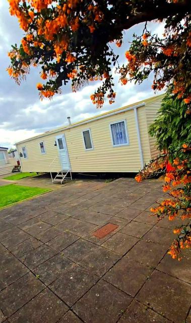 8 Berth Static Caravan