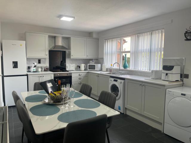 Belfast Grand Central Living 5 Minutes Walk From Grand Central Station