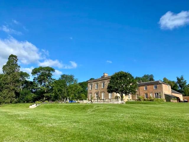 Countryside bliss in Historic Hall