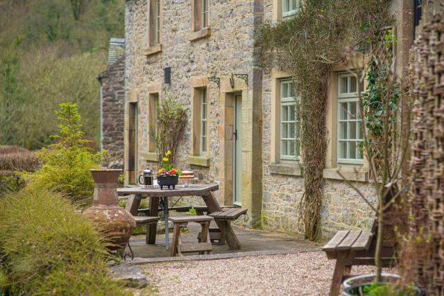 Riverside Cottage Alstonefield Peak District