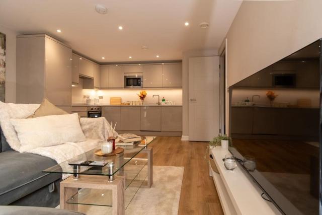 Modern Apartment - Leeds City Centre