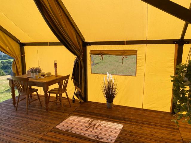 Usk View Glamping Caerleon