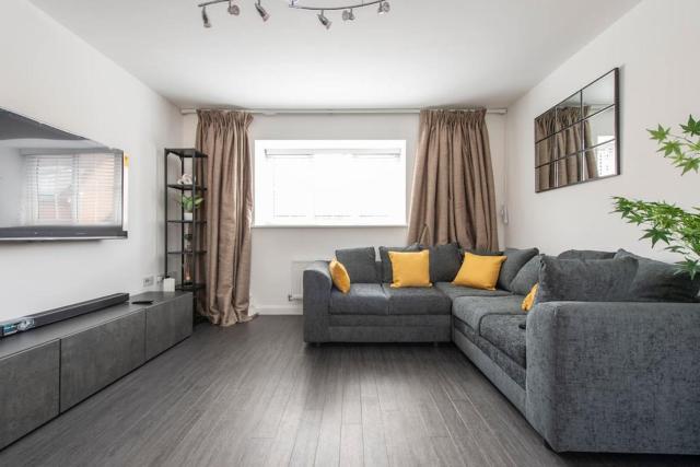 Luxury 2 bed house in Dartford, United Kingdom