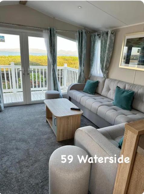 Waterside 59