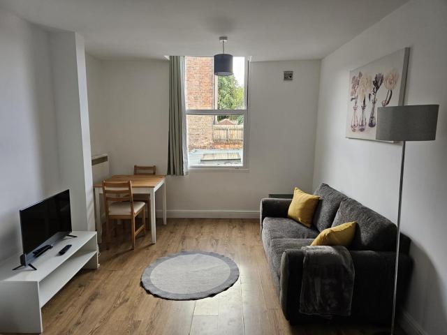 Super Value Bath Street Flat