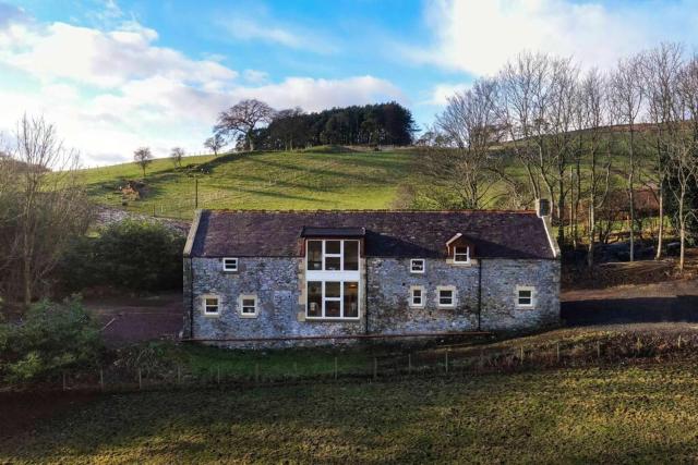 The Stables - Near St Andrews Sleeps 10