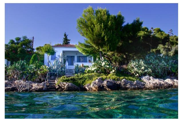 Grand Bleu Dream House