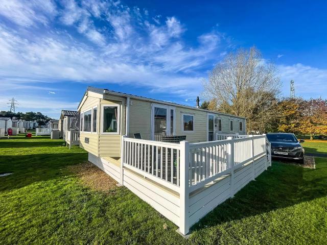 Beautiful 8 Berth Caravan With Decking At Caldecott Park, Norfolk Ref 91046C