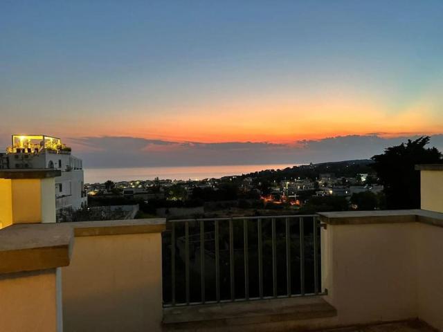 Iris: Scenic Salento, 4 Beds, Pool, Sea-View, Terrace