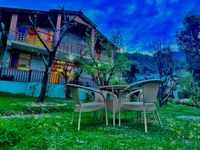 The Manu Emerald # farmHouse # top selling cottage in manali # peaceful heritage cozy stay # lawn with bonfire # most awarded