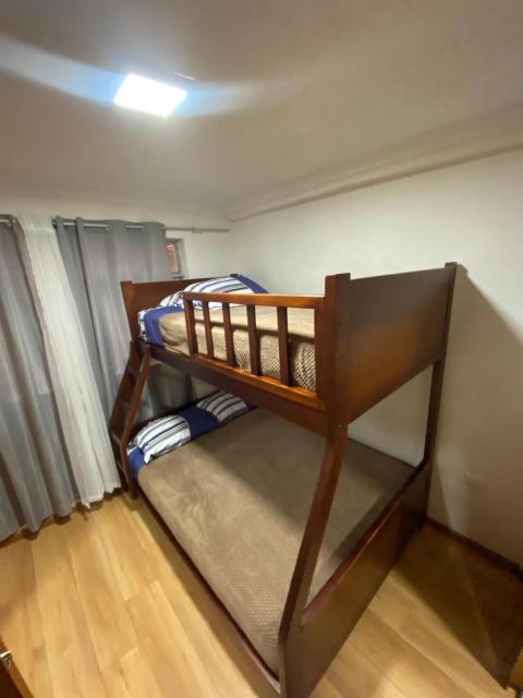 Lindo departamento para 6 personas con parqueadero incluido