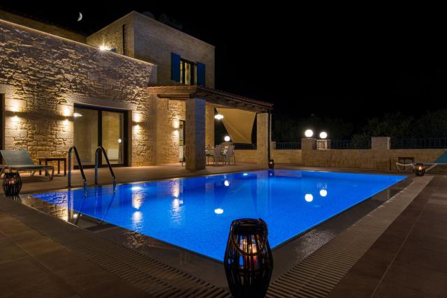 Villa Aliki - Traditional stone house with maximum privacy and stunning views !