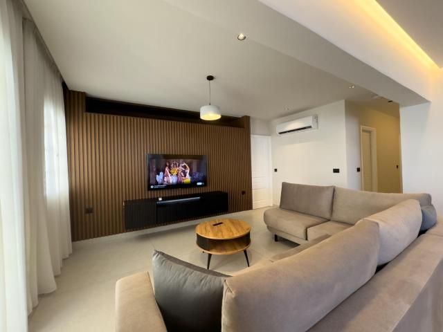 Old town luxury apartment 3