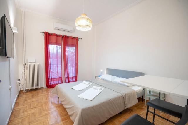 Panormou metro station 1 bedroom 2 persons flat