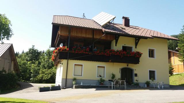 idyllischer Landhof Nähe Millstättersee Ferienwohnung mit Balkon