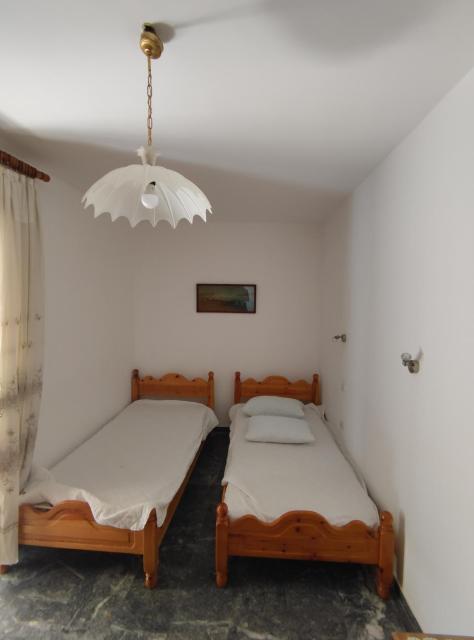 Parga Center Rooms