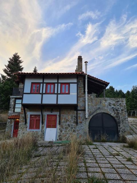 Kirkel - Stone villa in an Alpine environment