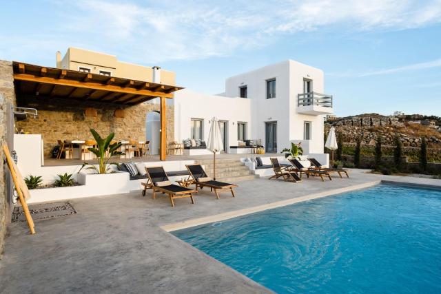 Serenity Sunset Villa, Glinado Naxos, by NaxosVibe