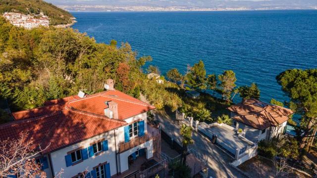 Luxury villa with stunning view