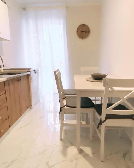 Apartman Colapis- self check in, free parking, premium location!