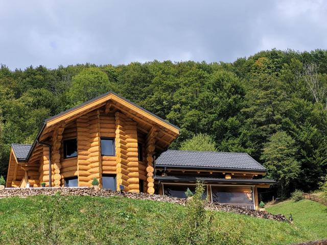 RALPH Cabin- Apuseni Mountains, Transylvania