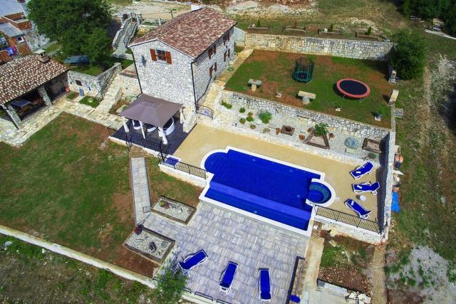 Beautiful stone Villa with private pool near Rabac by WiiBuk