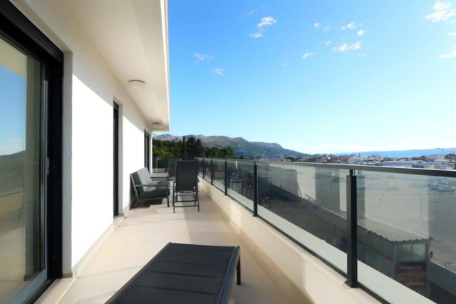 ILARI - Exclusive, luxury penthouse 155m2!