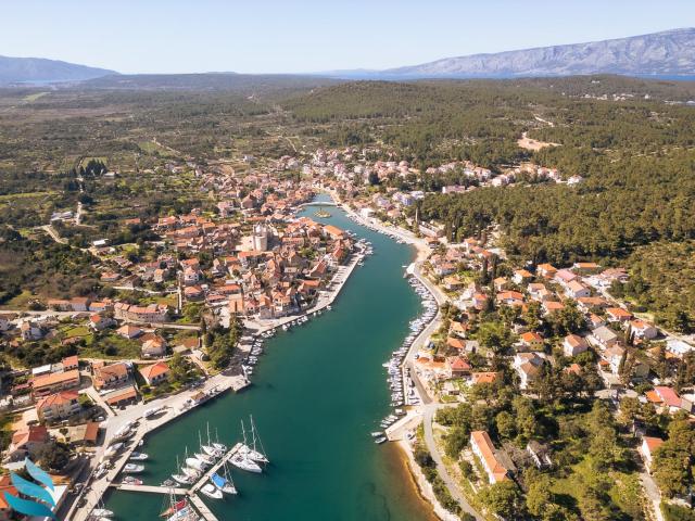 Hvar apartmani & spa