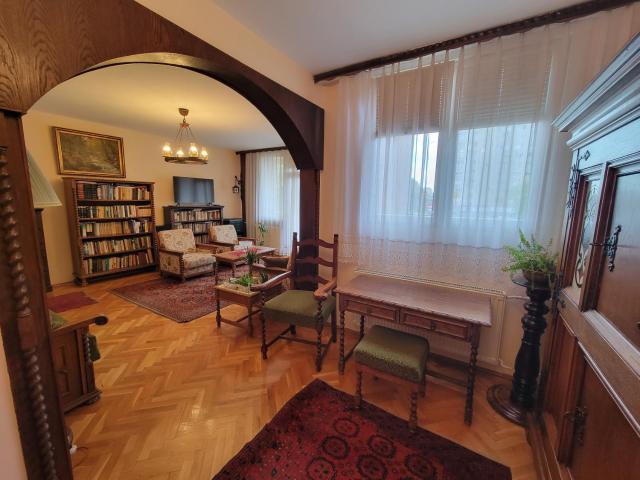 Belvárosi Classic Apartman 85 square meters