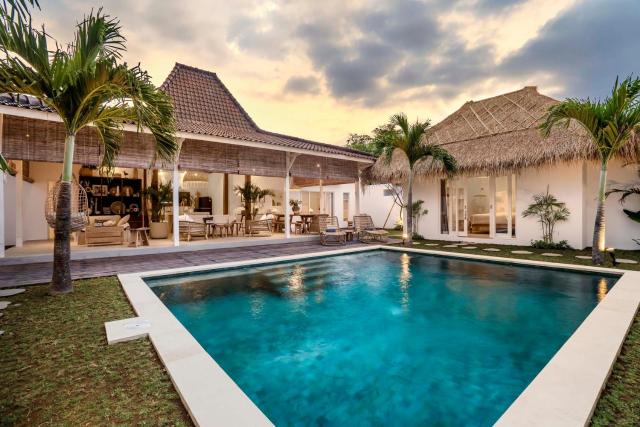 A Casa Di Renucci by Alfred in Bali