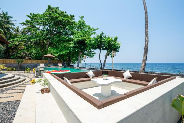 Bali Taoka Beach Villa