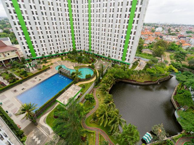 Apartemen Green Lake View Ciputat by Alfa Rooms