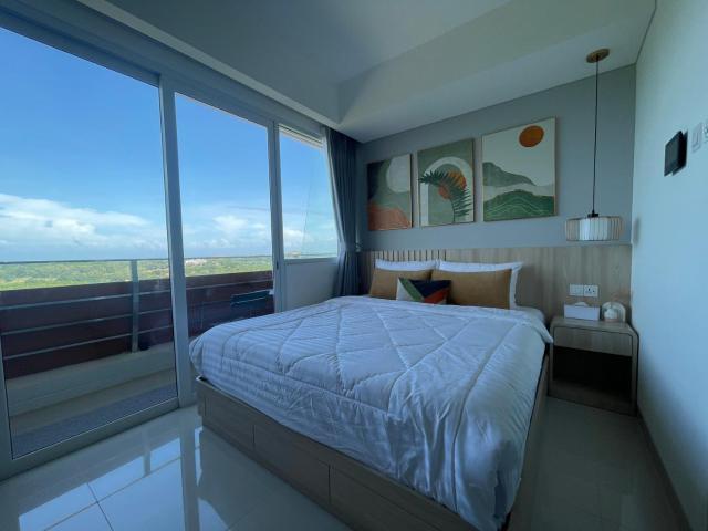 Sea View Apartment at Nuvasa Bay Kalani Tower in Nongsa Area