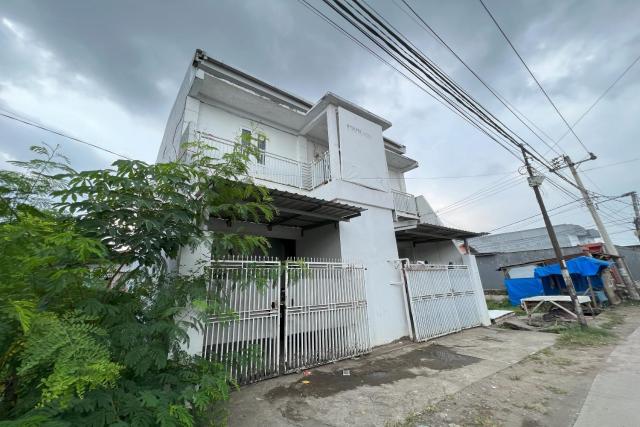 OYO 94161 Kost Aisyah Near Citra Grand Galesong City(Pattalassang)