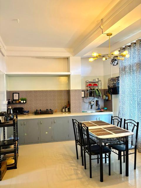 Book entire 2BHK apartment, Ni-Ki Homestay