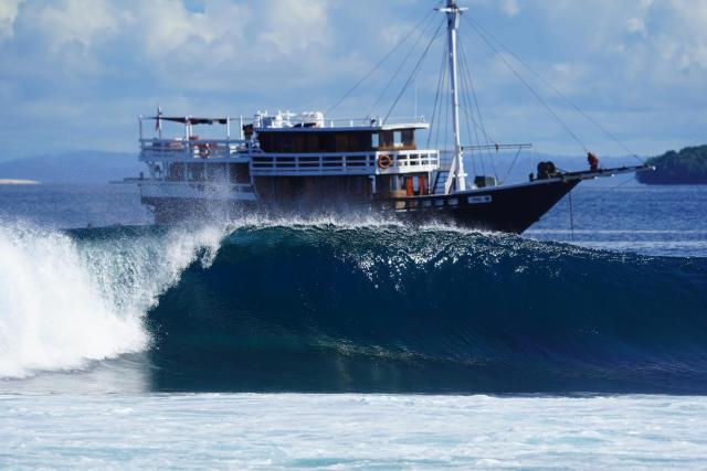 Maki Boat