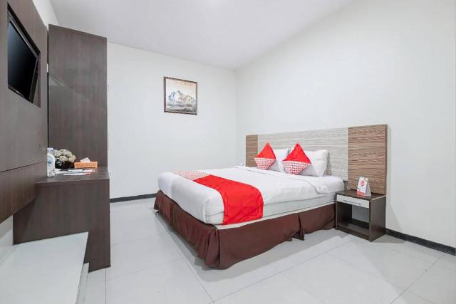 OYO 92771 Hotel Marina Andalas