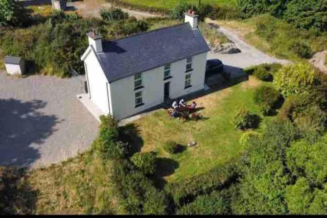 Idyllic Family farmhouse in beautiful West Cork